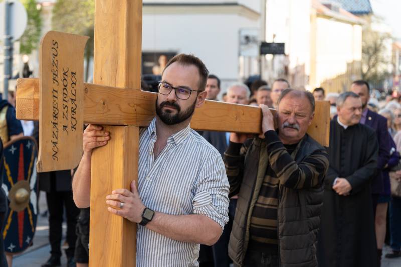 2025_04_12_varosi keresztut_69.jpg